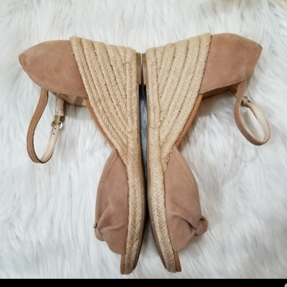 NINE WEST Cream And Tan Espadrilles Wedge Heel Sandals SIZE 9.5 M. - Picture 9 of 16